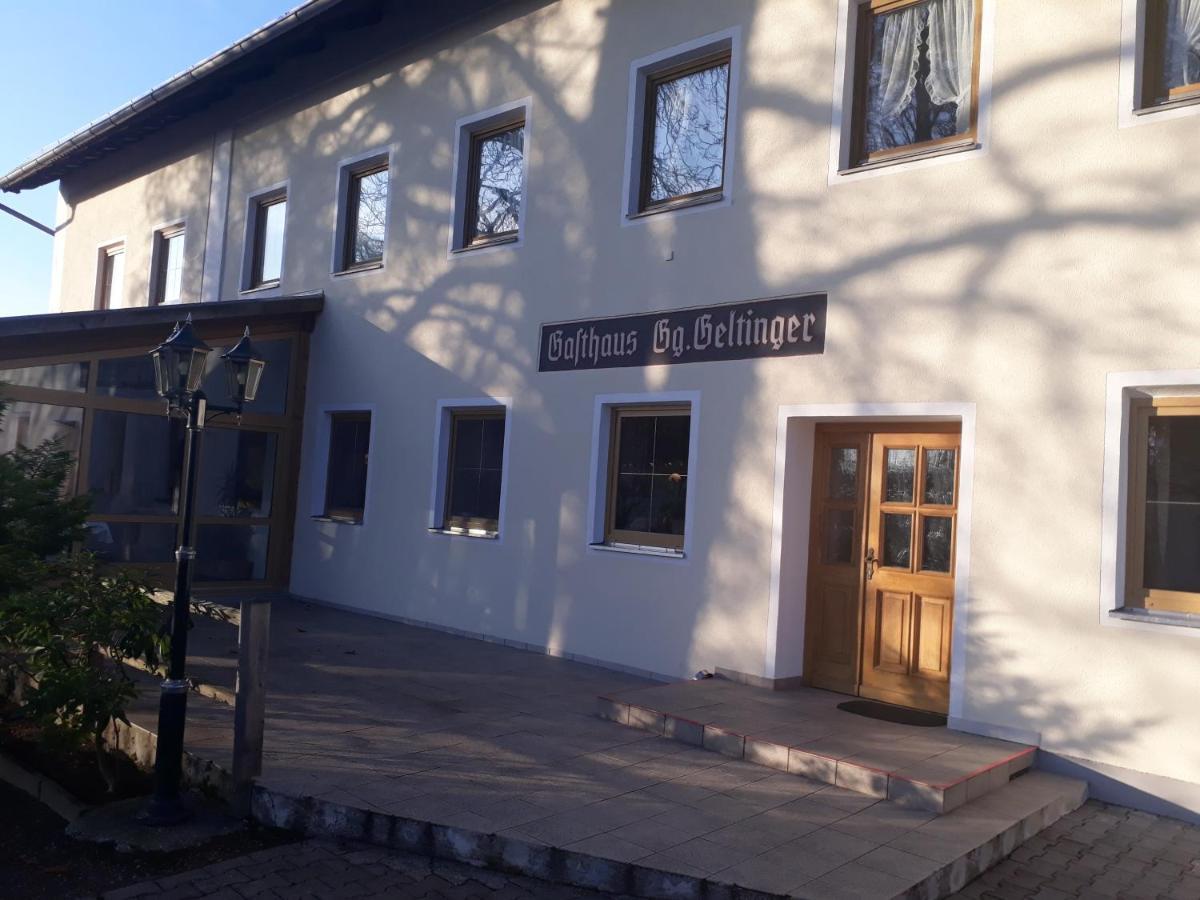 Отель Landgasthof Geltinger Adlkofen Экстерьер фото